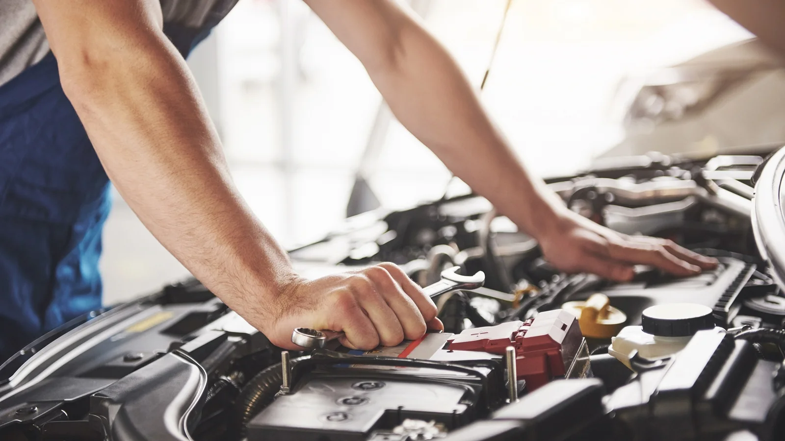 Auto Mechanic Services Ft Pierce Auto mechanic holding a wrench